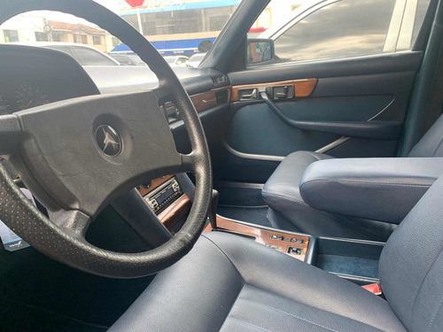 Imagen 9 de 12 de Mercedes-benz 280 Se 1982 2.8 W126