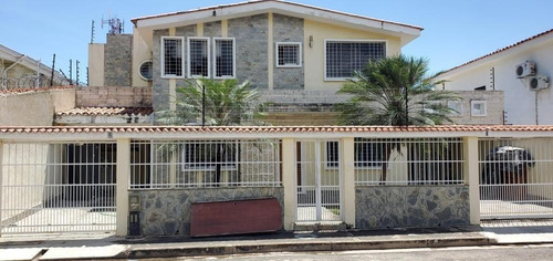 Imagen 1 de 12 de Casa Quinta En Alquiler Prebo Ii Valencia Edo. Carabobo