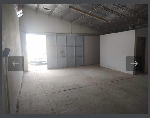 Imagen 2 de 16 de Depósito En Venta De 196m2 Ubicado En Villa Sanchez Elia