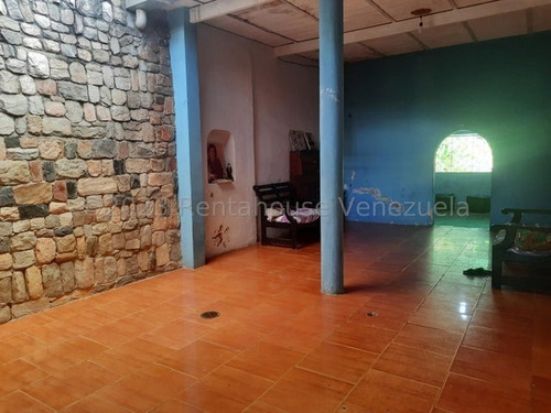 Imagen 8 de 16 de Casa En Venta En Av. Miranda, San Juan De Los Morros. 23-21354