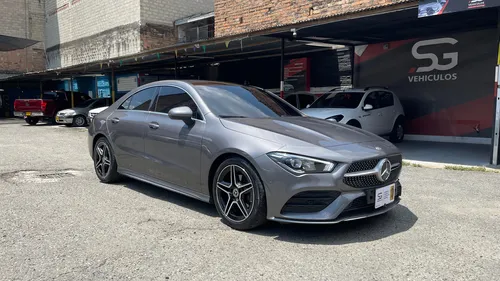 Mercedes-Benz Clase CLA 1.3 Cla 180 Amg Line At