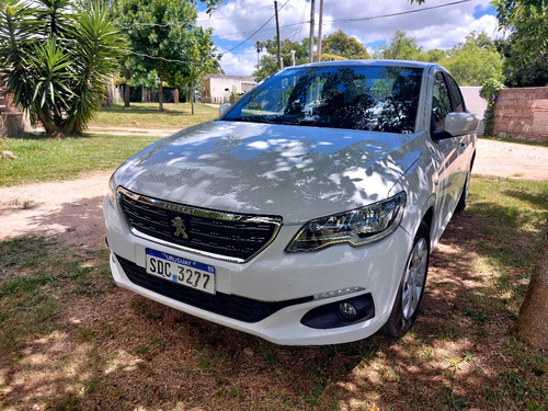 Peugeot 301 1.6 Allure Plus