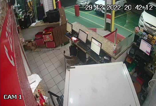 Vendo Pizzaria Muito Bem Montada Faturamento 40 A 50 Mil Mês