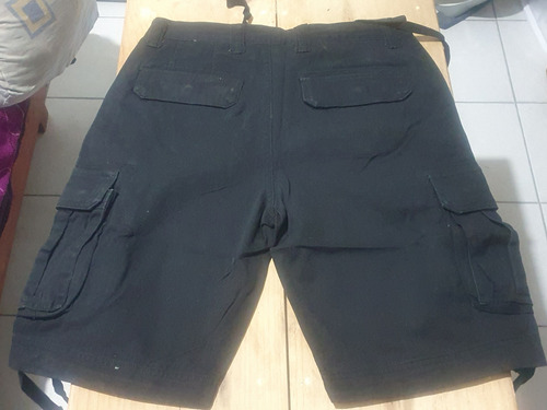 Bermuda Negra De Algodón Talla 30 Con Bolsillos (Usado)