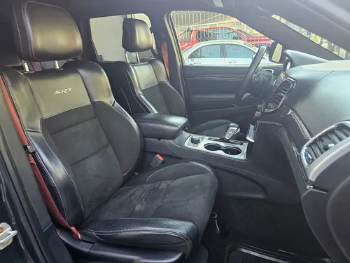 Jeep Grand Cherokee 6.4 Srt-8 At