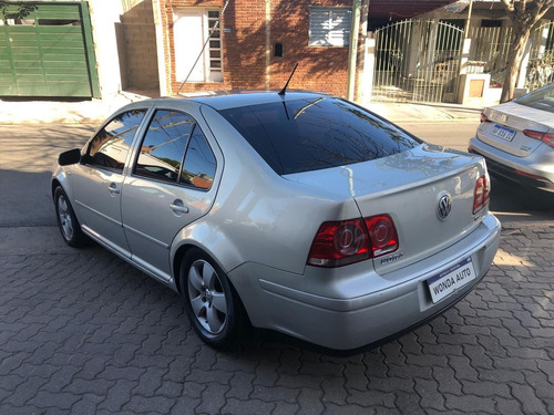Volkswagen Bora 1.8 Highline T 180cv
