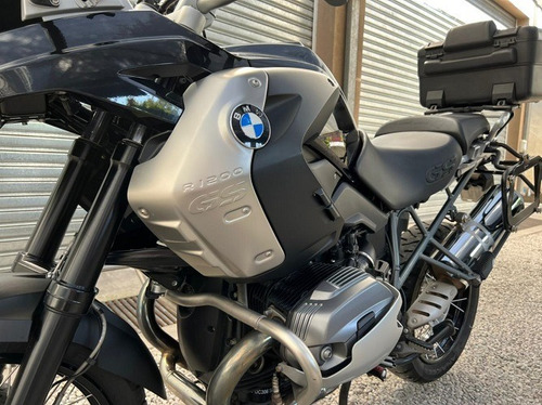 Imagen 2 de 15 de Bmw Gs 1200 Triple Black C/acc Ser/of 2013 29.200km Unica