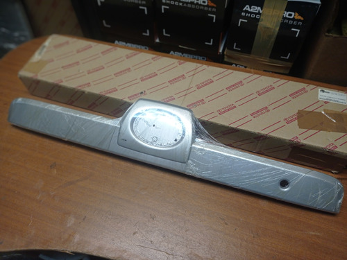 Platina Trasera Compuerta Toyota 4runner 03-09 Orig