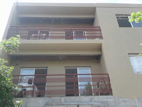 Venta Departamento 2 Dormitorios Mataderos Con Cochera