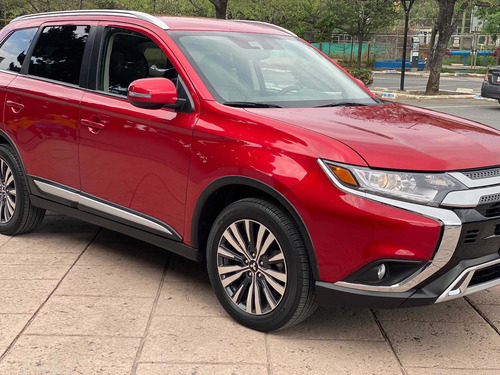 Imagen 1 de 15 de Mitsubishi Outlander 2.4 Se Plus Cvt 2020