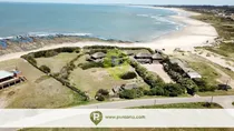 Comprar Ubicada En Playa Los Botes Frente Al Mar 