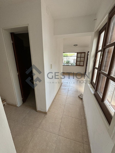 Casa En Venta En La Calera - Opciónal Se Vende Galpón