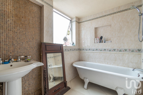Venta Casa 4 Ambientes Lomas De Chapultepec I Sección