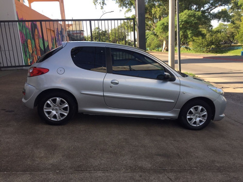 Imagen 4 de 10 de Peugeot 207 Compact Xr 1.4 3p