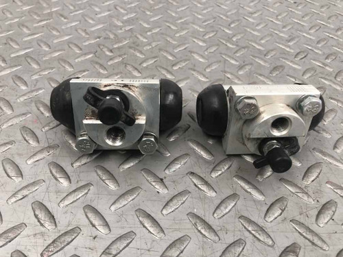 Par Cilindro Freno Tras Chevrolet Trax 4x2 1.8 Std 2012/2016 (Usado)
