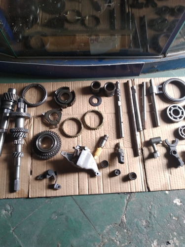 Caja De Cambios Fiat Uno De 5a Por Partes