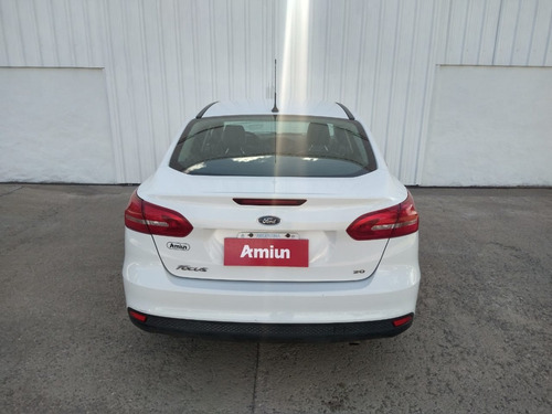 Imagen 6 de 10 de Ford Focus 2.0 Se 2016 (int 8054)