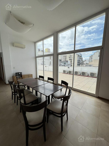 Venta De 2 Ambientes Tipo Duplex En San Telmo