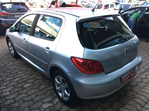 Imagem 5 de 13 de Peugeot 307 2.0 Feline 16v Flex 4p Automático