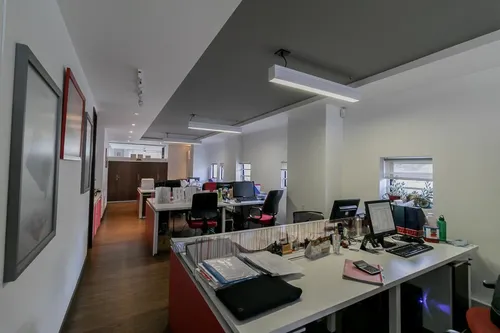 Oficina En Arriendo En Altos Del Virrey. Cod A1021262