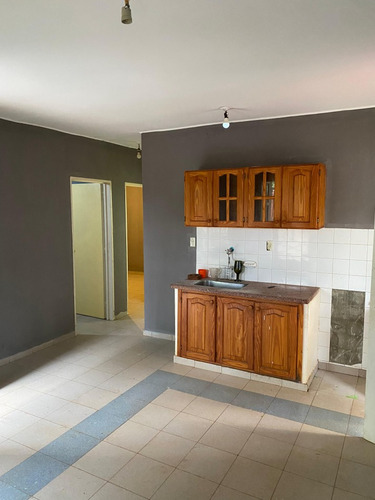 Alquila Casa 2 Dormi Z/jauretche Y Av.quaranta B° 20 Viviendas