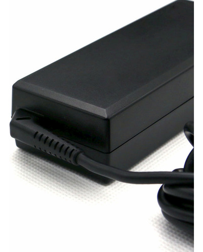 Cargador Lenovo 90w 20v 4.5a Pin 7.9*5.5 7.9 X 5.5 Original Negro