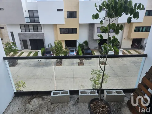 Venta Casa 3 Ambientes Supermanzana 312