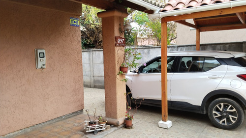 Comoda Casa Frente A Placita En Av San Juan