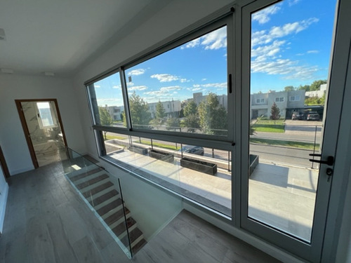 Imagen 14 de 30 de Venta Casa A Estrenar En Ayres Plaza - Pilar