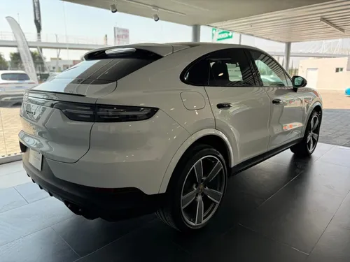Porsche Cayenne S Coupe Platinum Edition 2022