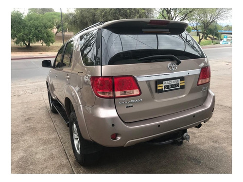 Imagen 13 de 15 de Toyota Hilux Sw4 Td Srv Cu Aut L/05 2008