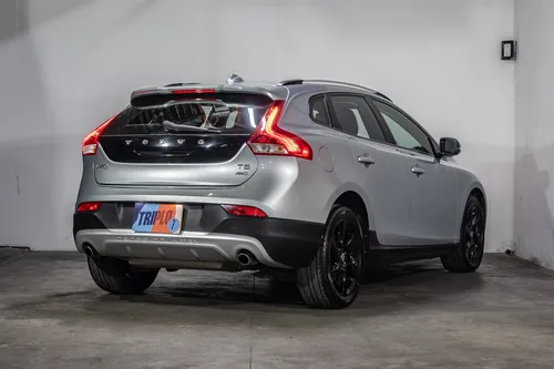 Volvo V40 2.5 T5 Cross Country Awd