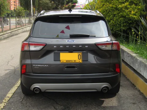 Ford Escape 2.0 Titanium At 4x4