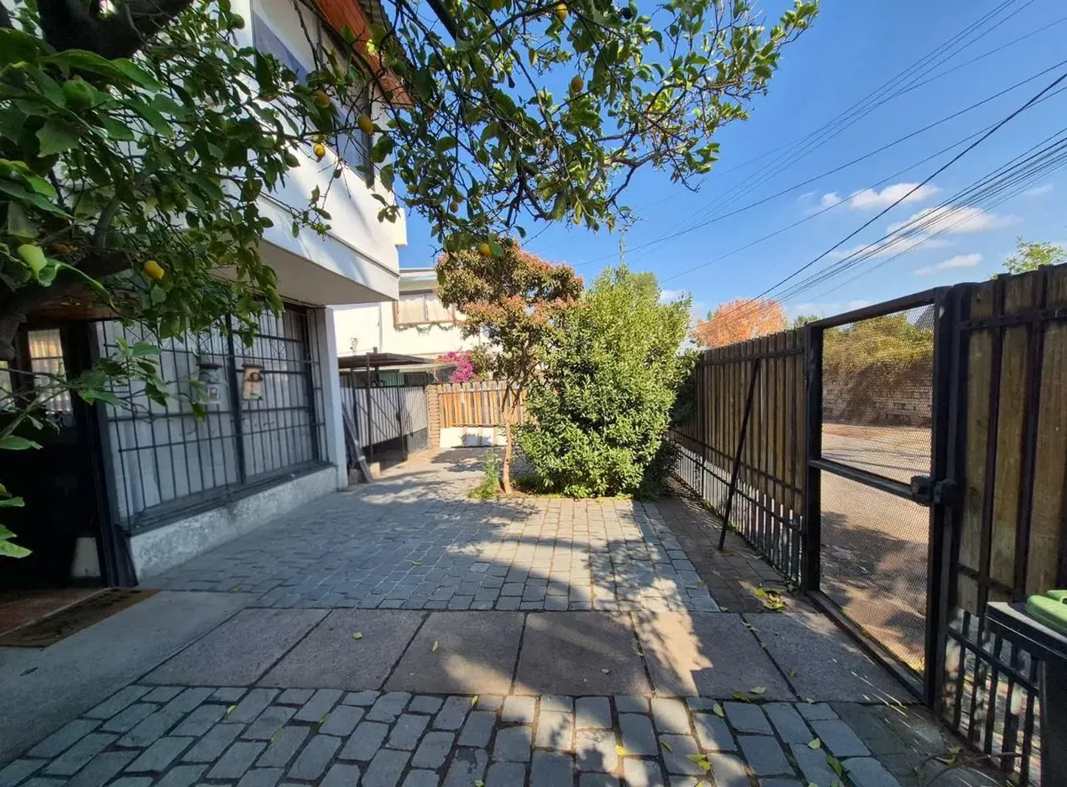 Imagen 3 de 30 de Encantadora Casa En Villa Frei, Ñuñoa