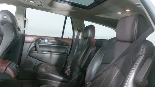 Buick Enclave 3.6 CXL D AT 4WD