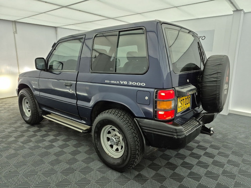 Mitsubishi Montero 3.0 V13