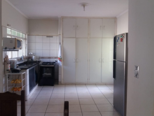 Ótima Casa Para Venda Na Vila Tiberio, 3 Dormitorios, Varanda Gourmet E Piscina Em 282 M2 De Area Total - Ca01405 - 68198464