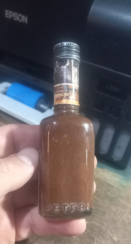 Botellita Antigua Miniatura Licor Crema Chocolate Peters 50c (Usado)