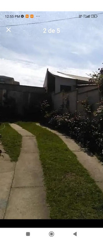 Casa En Venta De 3 Dorm, Excelente Ubicación En Quintero