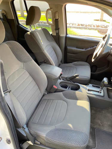 Imagen 8 de 12 de Nissan Frontier 4.0 Pro-4x V6 4x4 Mt 2015