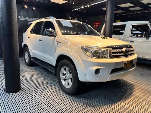 Toyota Fortuner 3.0 Srv