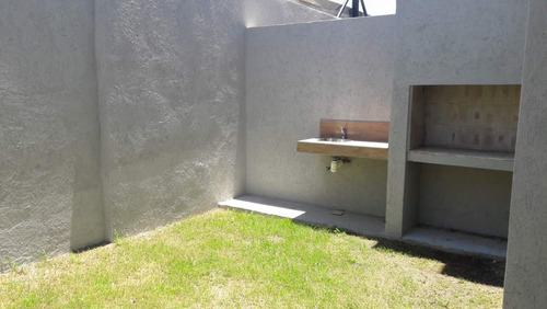 Imagen 2 de 3 de Housing A Estrenar De Excelente Calidad Zona Del Dino Mall, 3 Dormitorios, 3 Baños, Seguridad