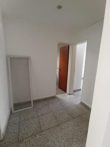 Imagen 9 de 20 de 7 E/ 163 Y 164, Berisso - Casa En Ph En Venta