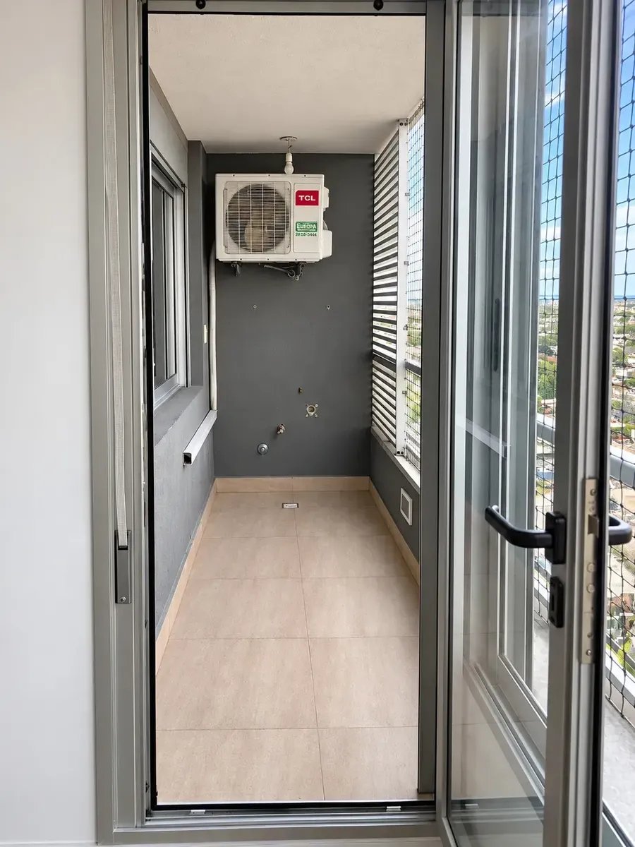 Alquiler Apartamento 1 Dormitorio De Piso Alto Cerca De Facultades Cordón - Rh-16535 · Foto 3