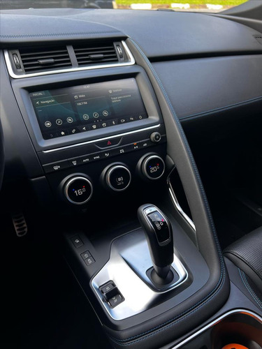 Jaguar E-Pace Jaguar E-pace R-dynamic s 2.0 Aut.