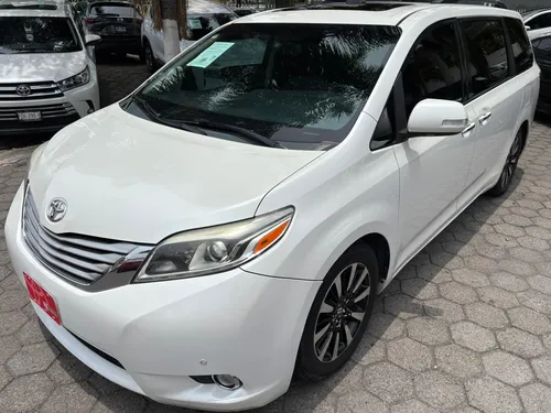Toyota Sienna 3.5 Limited V6 At