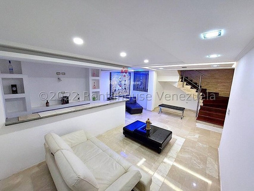 Imagen 2 de 14 de Casa En Venta En Alto Hatillo 22-23728 Caro Fermoso 0424-2083128