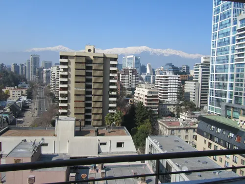 Vista A La Cordillera Y Cerro San Luis