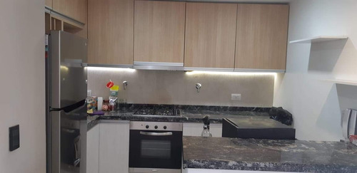 Bajo Palermo Casa 2 Dormitorios A La Venta Cochera