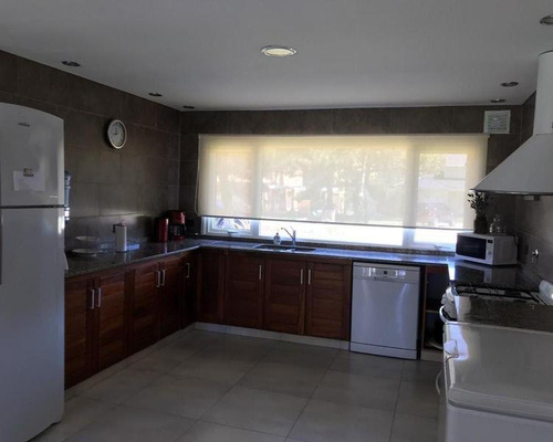 Casa De 5 Ambientes En Venta En La Herradura - Pinamar